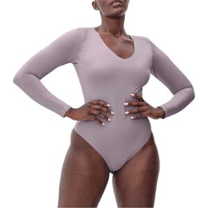 Everlane Long-Sleeve V-Neck Bodysuit T-Shirt Dusty Lavender size Small NWT